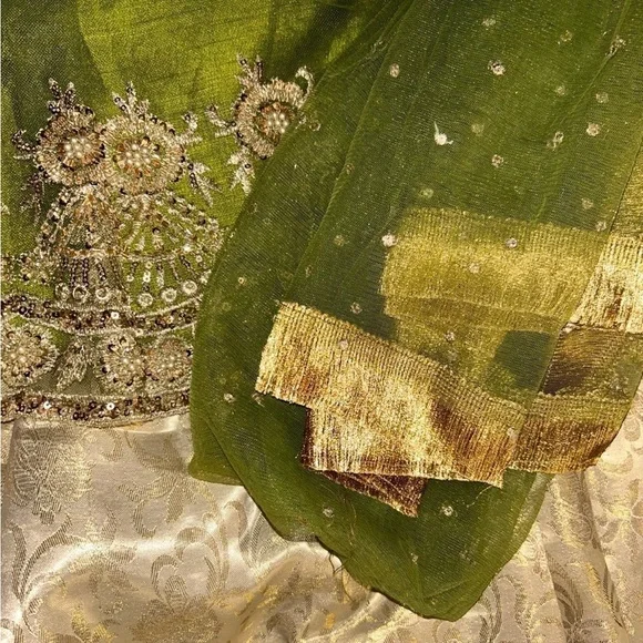 Elegant Green and Gold Embroidered Indian Pakistani Outfit - Picture 4 of 7